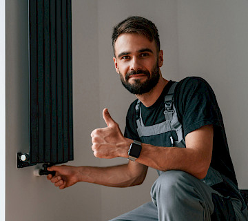 Klaus Weber, Heizung, Sanitär, Badsanierung, HSK, Klimatechnik, Wohnraumlüftung, Lüftungstechnik, Wärmepumpe, Gasbrennwertheizung, Pelletheizung, Haustechnik, Gas- und Wasserinstallateur, Heizungsbauer, Anlagenmechaniker für Sanitär, Heizung und Klima, Oldenburg